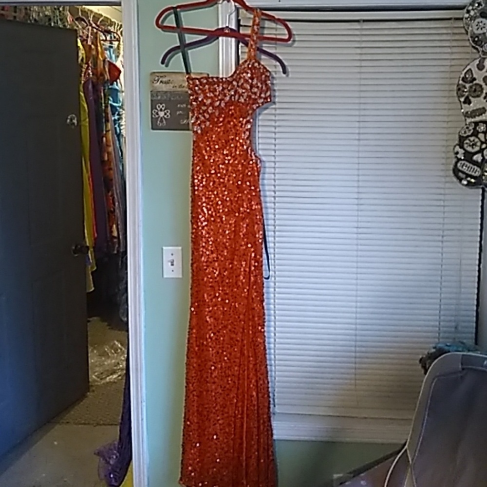Brand new dress